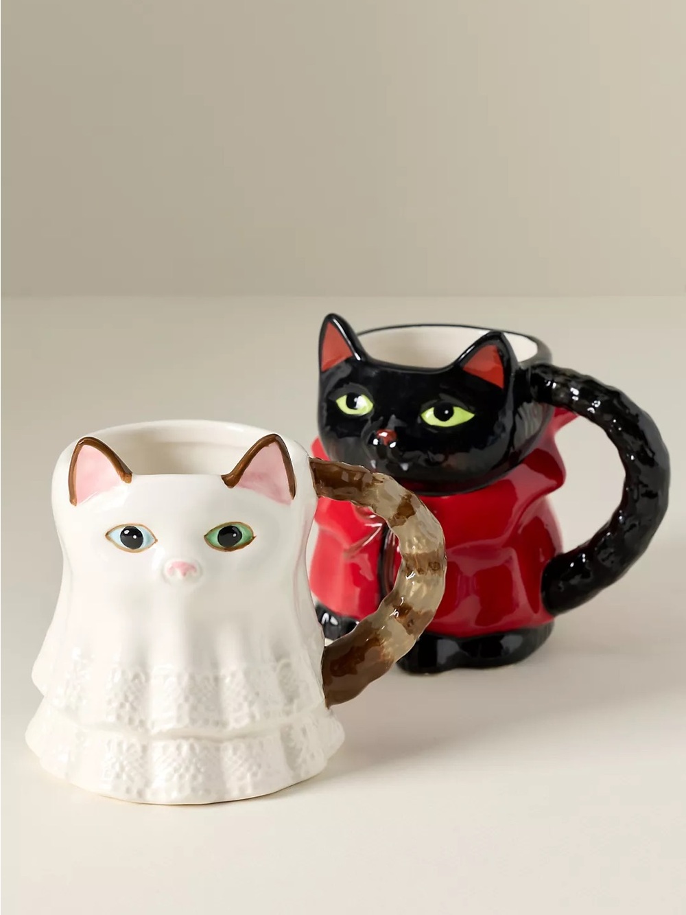 Anthropologie Peluche Halloween Stoneware Cat
Mug, Ghost Cat, NWT 👻